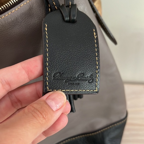 100% Authentic Dooney & Bourke Hobo Bag - Picture 6 of 16